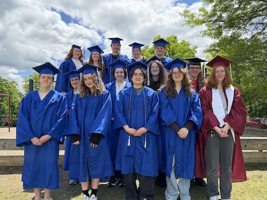 Class of 2020 Alumni Return for Senior Walk!